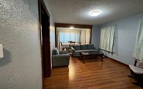 Comfy Getaway At Falls!